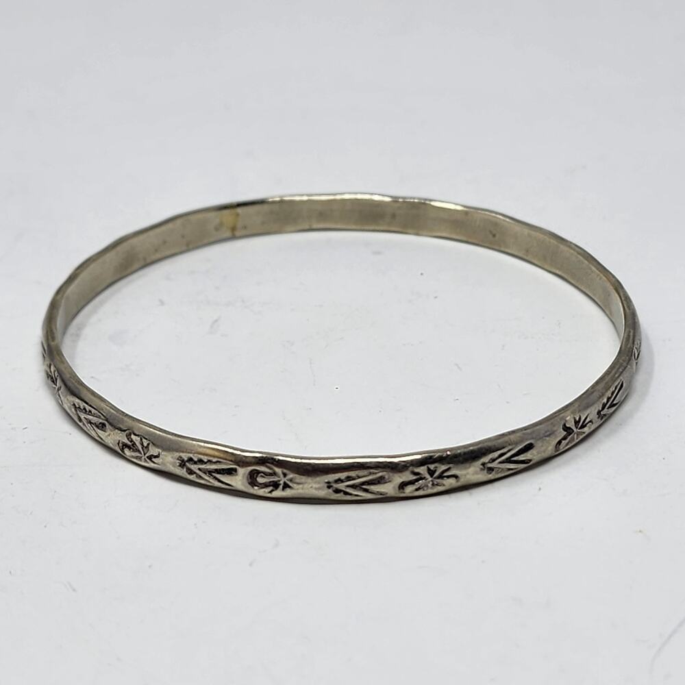 Sterling Silver 925 Vintage Antique Native American Engraved Bangle Bracelet - Picture 8 of 9